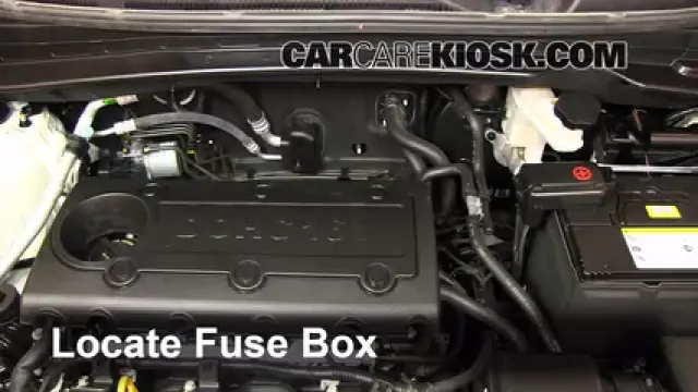 2012 Hyundai Tucson Limited 2.4L 4 Cyl. Fusible (moteur) Remplacement